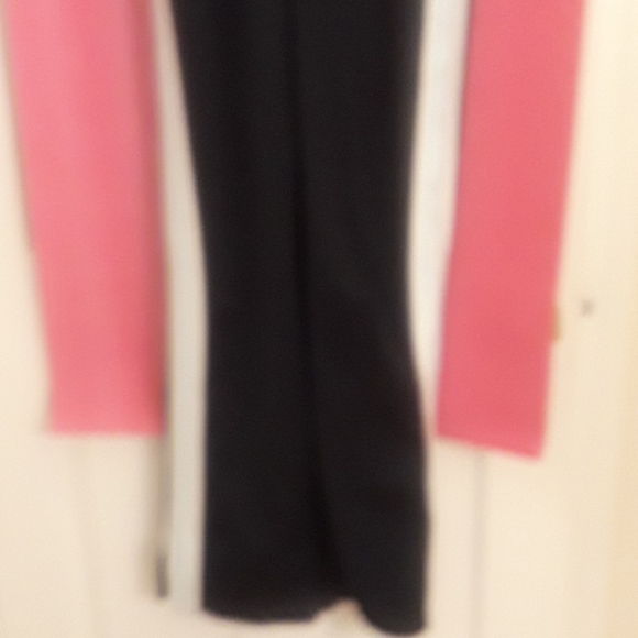 Nike  jogger Pants - Picture 2 of 5